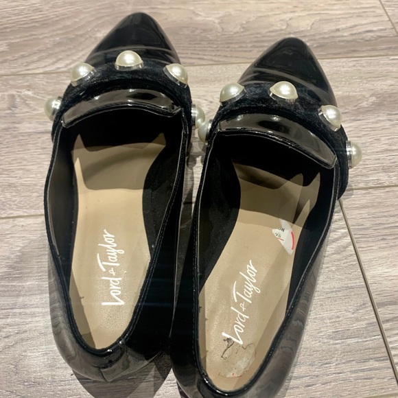 Lord & Taylor Patent Pearl Embellished Flats - Picture 6 of 7